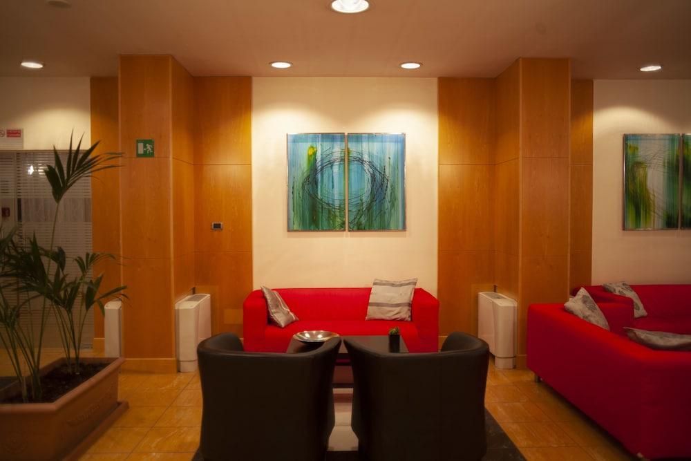 B&B Hotel Cuneo Cristal Luaran gambar