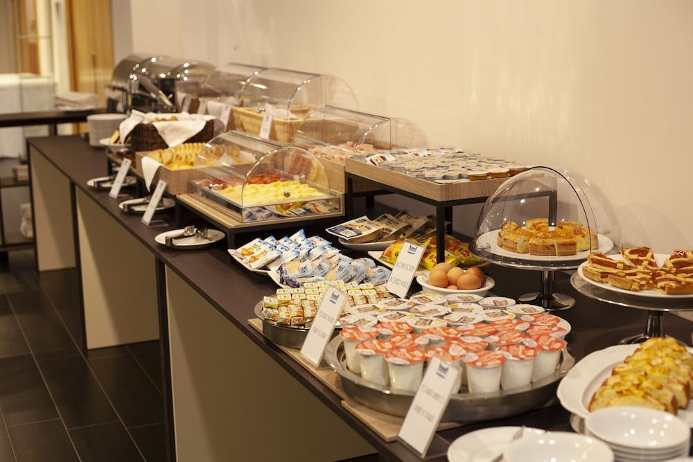 B&B Hotel Cuneo Cristal Luaran gambar